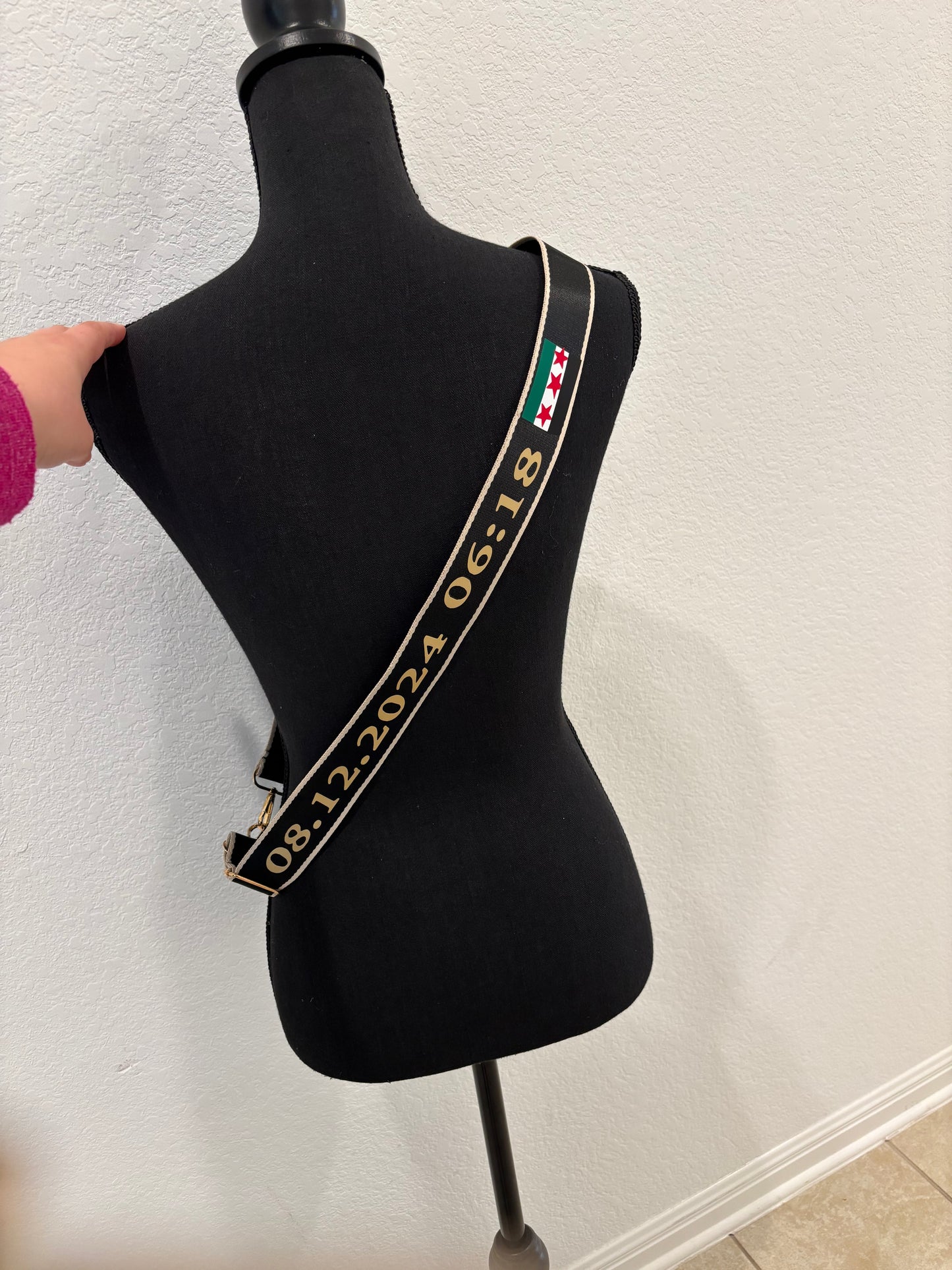 Free syria strap black with golden trim and flag