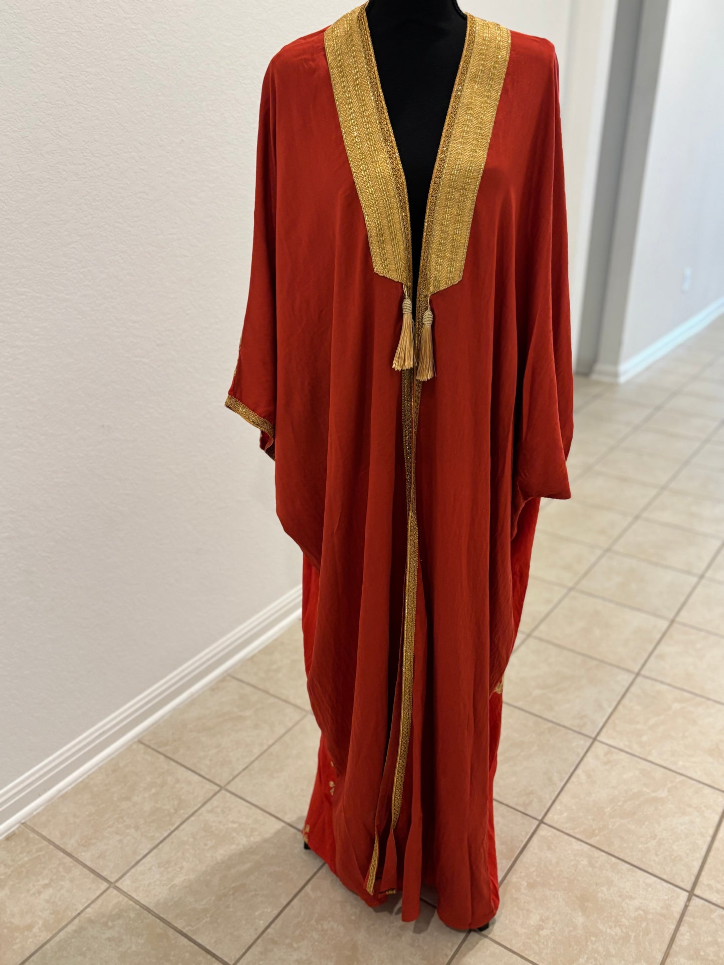 Manal Abaya
