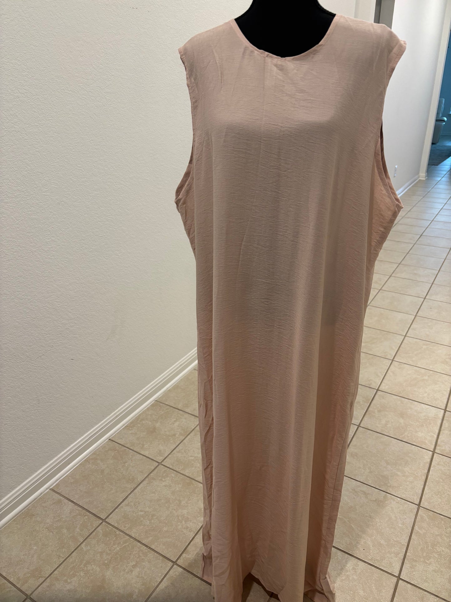 Under abaya light pink