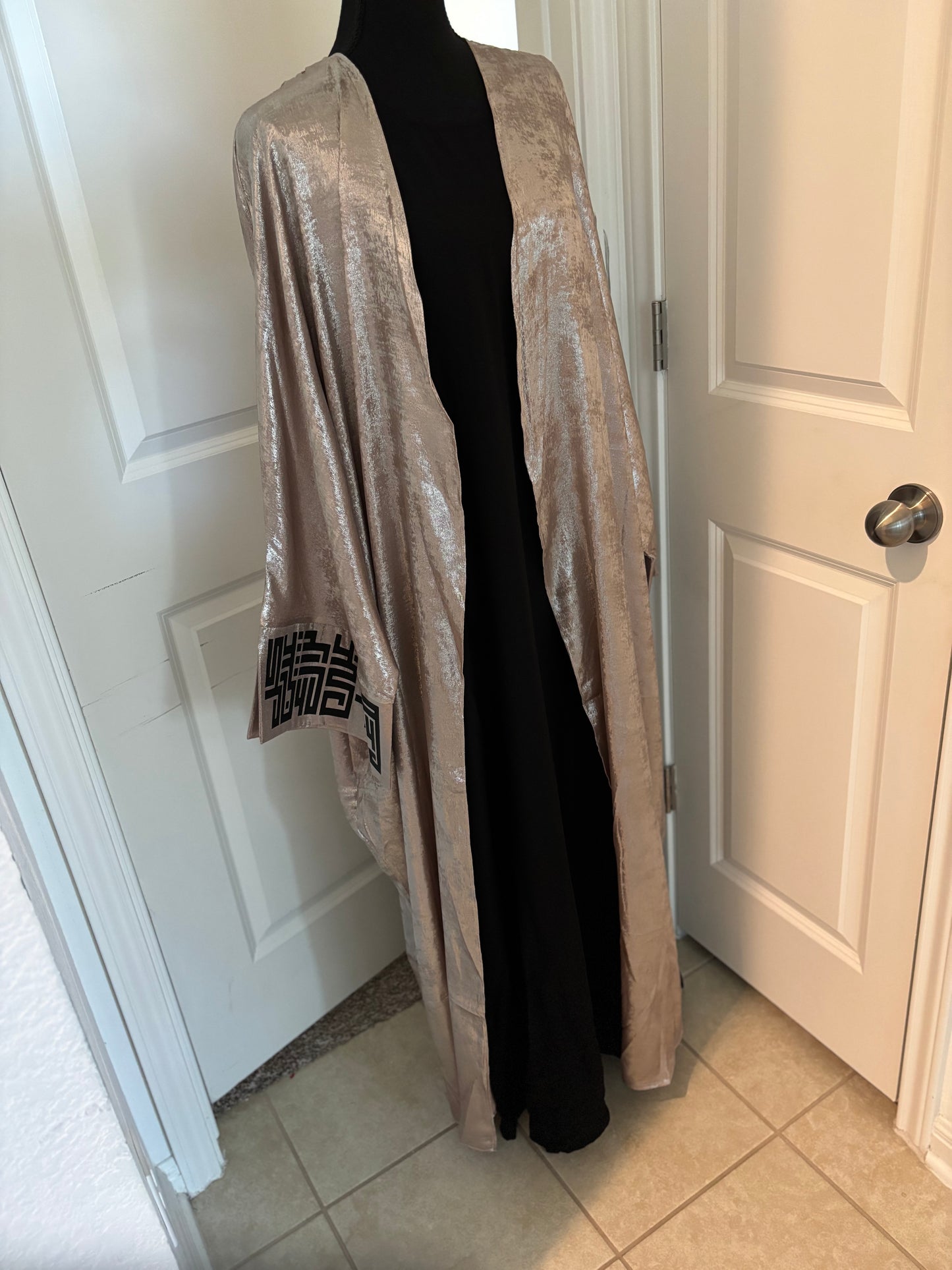 Mahvish Abaya Rose Gold TWG signature