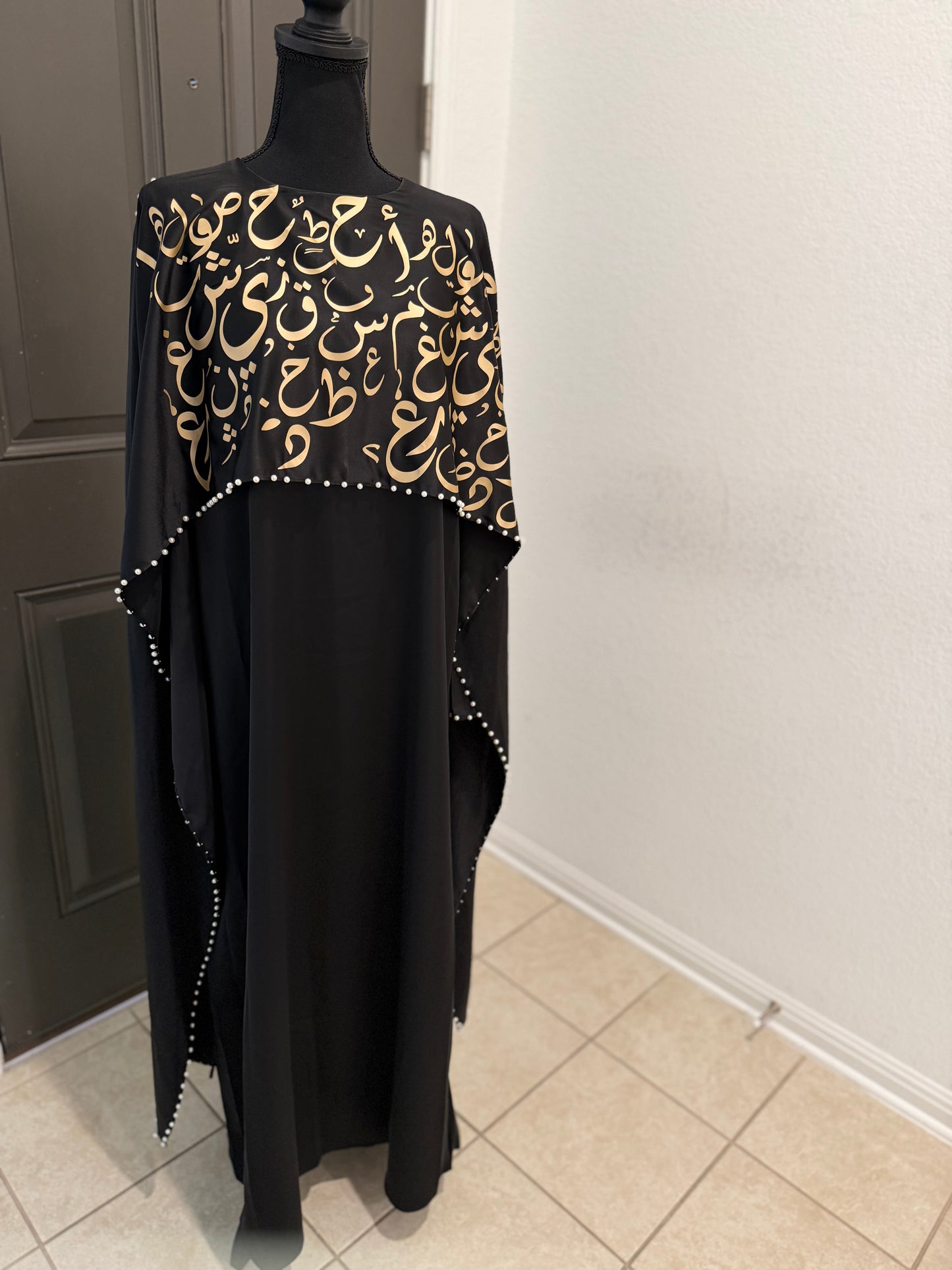 Habat  Lulu (pearls)