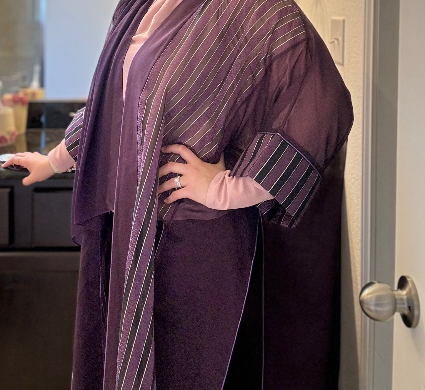 Aya Purple striped abaya