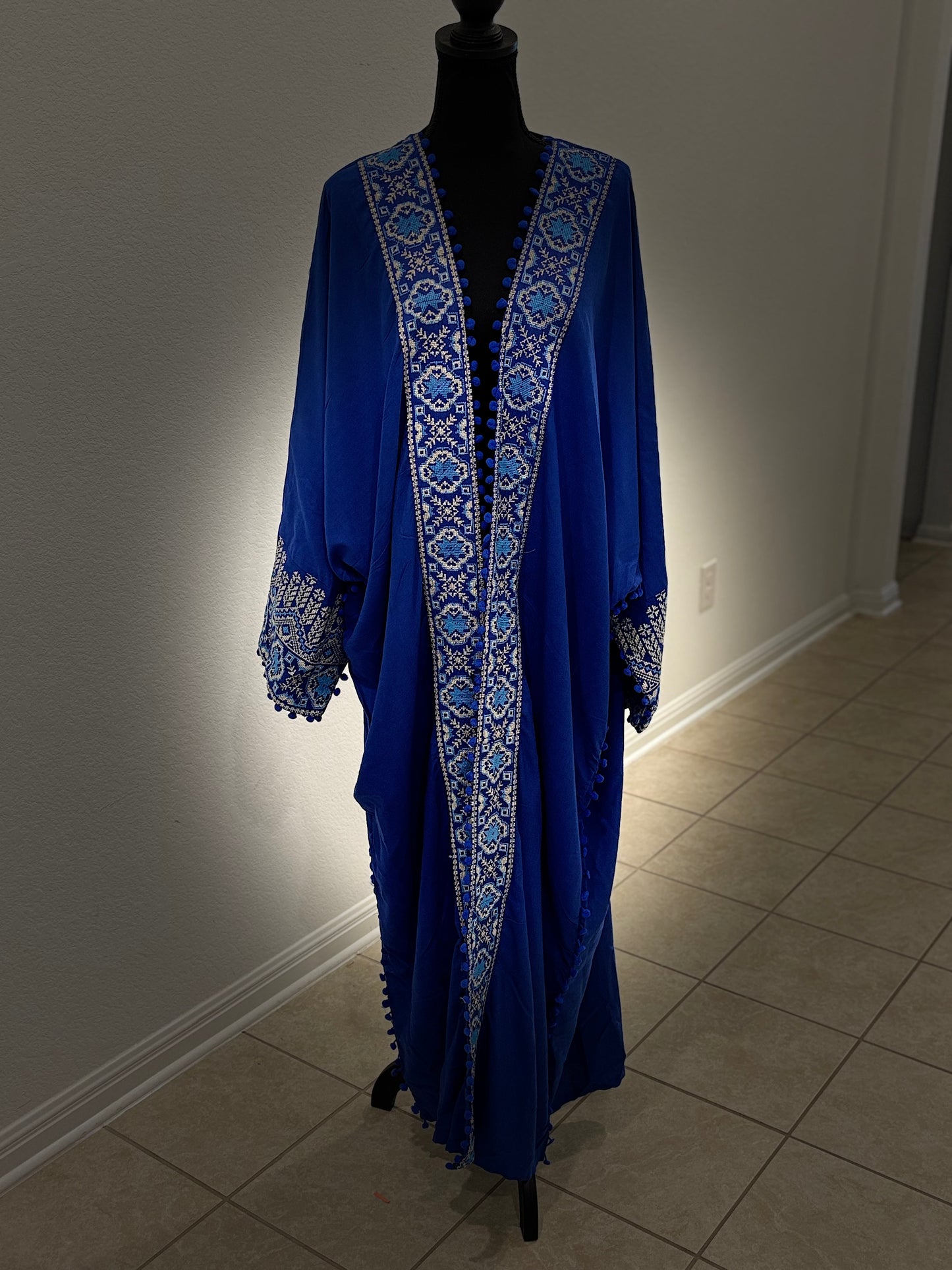 Almasa Abaya